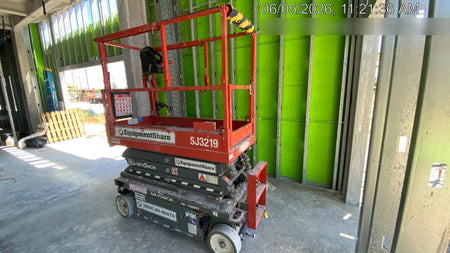 2020 Skyjack SJIII-3219 Solid NM Tires, Half height spring hinged entry gate, Dual Beacons, 800W Inverter
