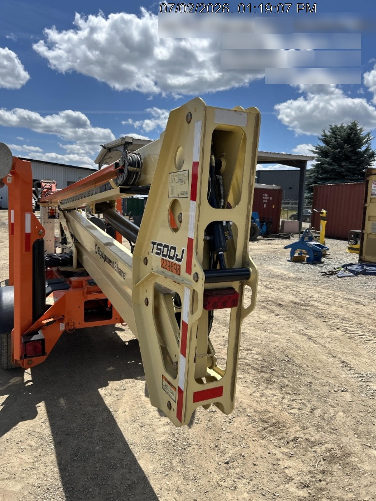 2022 JLG T500J