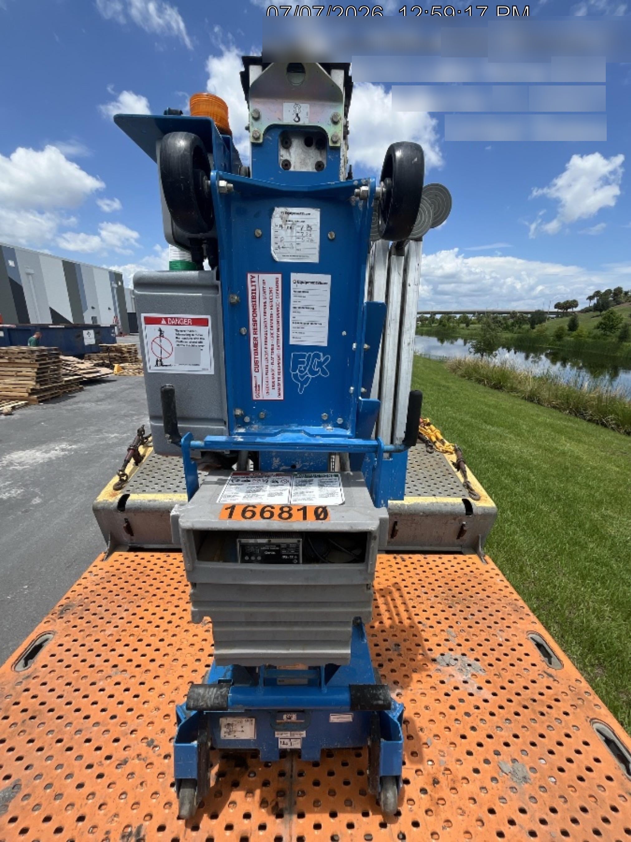 2021 GENIE AWP-30S DC