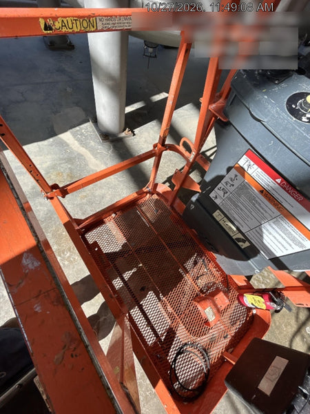 2019 JLG E300AJP