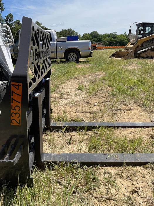 2022 PALADIN 48" Pallet Forks - Paladin