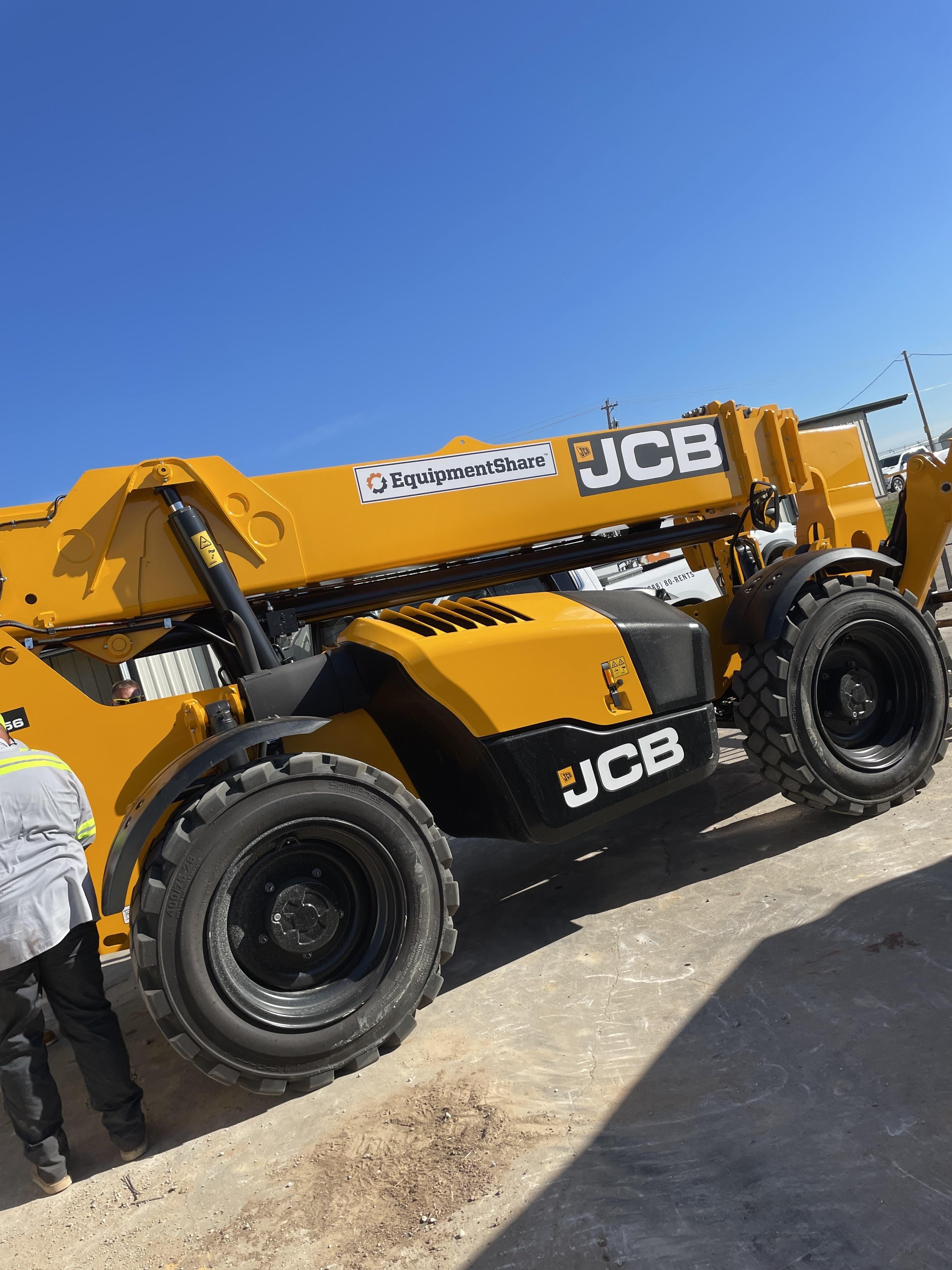 2022 JCB 512-56