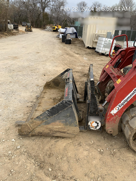 2023 TAKEUCHI TL12R2-R