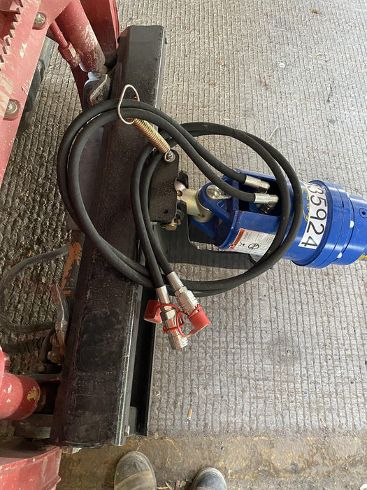 2023 AUGER TORQUE 3300-30