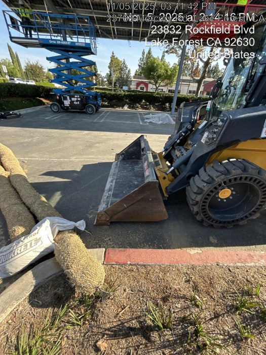 2025 TAKEUCHI 76" Smooth Bucket - Takeuchi