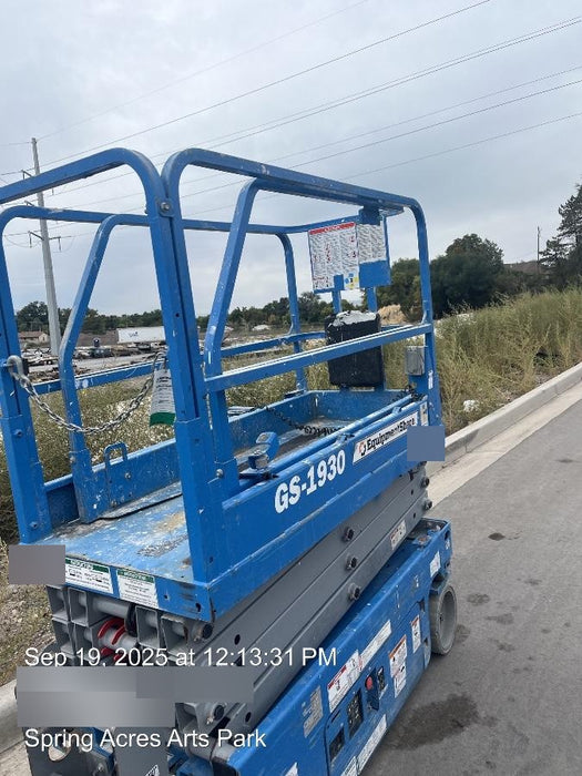 2019 Genie GS-1930 Fixed rails with chain Entry