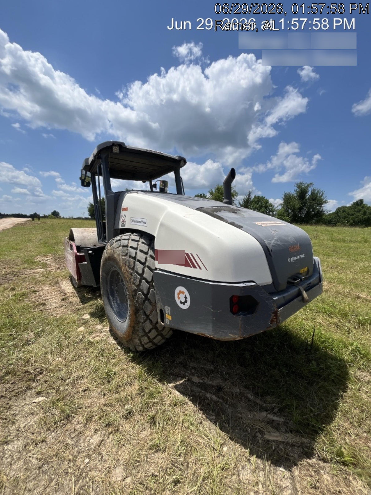 2022 DYNAPAC CA2500D