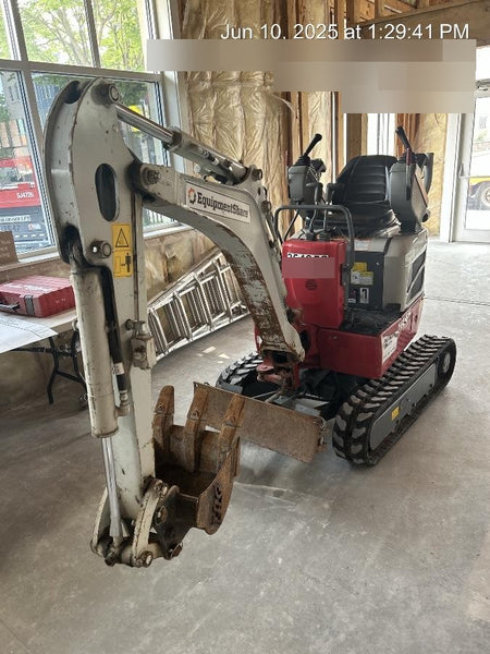 2022 TAKEUCHI TB210R