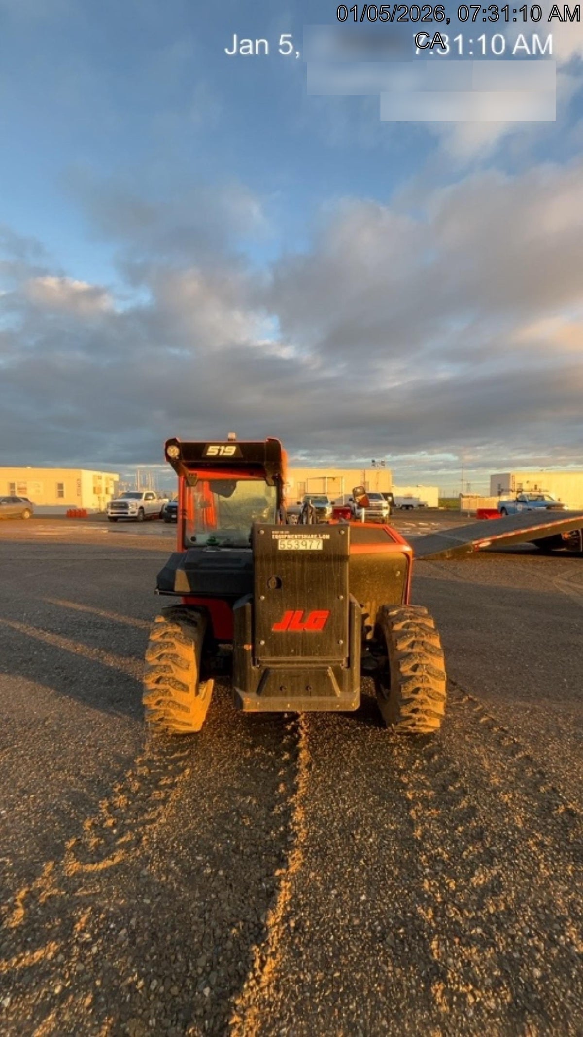 2025 JLG 519