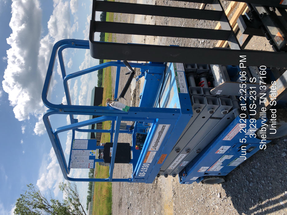 2019 Genie GS-1930 Fixed Rails with Chain Entry