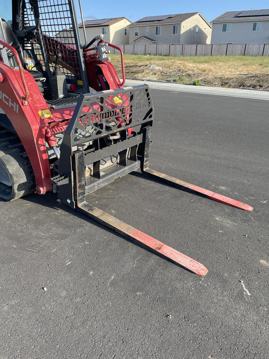 2020 PALADIN 48" Pallet Forks - Paladin