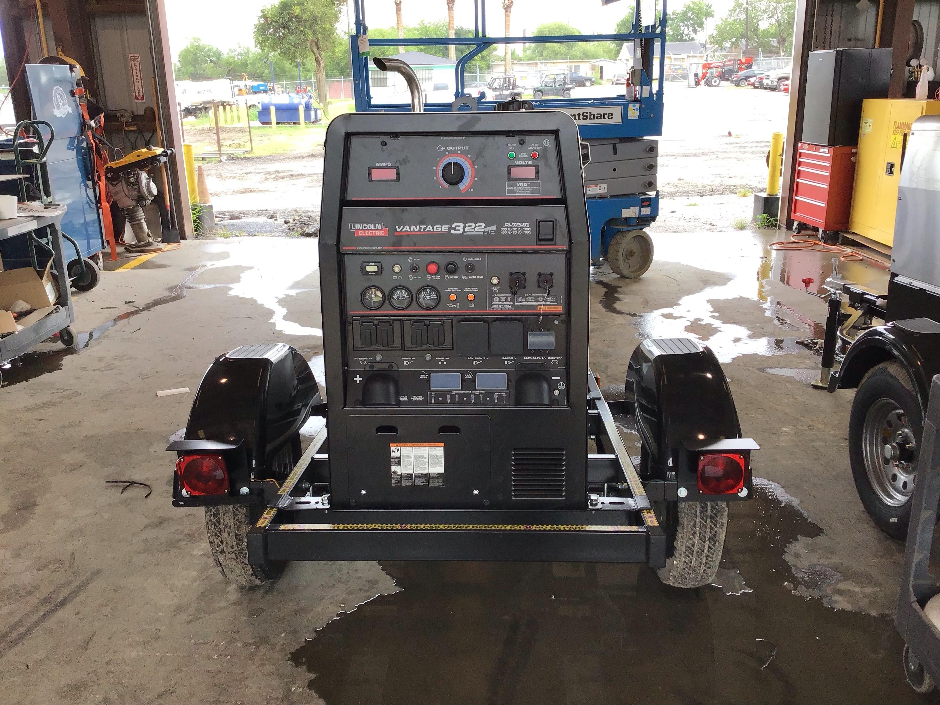 2019 Lincoln Electric Vantage 322 Welder Ready-Pak 3, Two wheel trailer, Fender and Light kit, Cable Rack