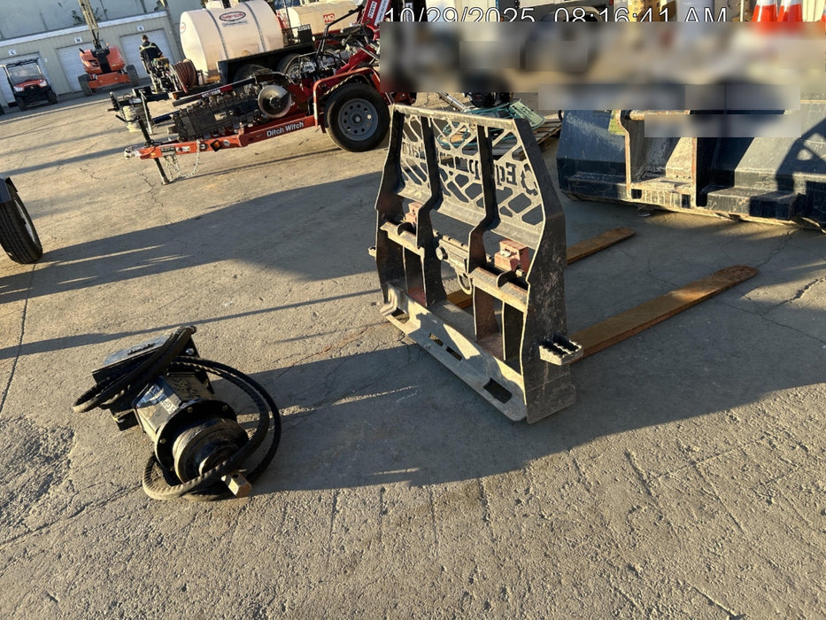 2020 PALADIN 48" Pallet Forks - Paladin