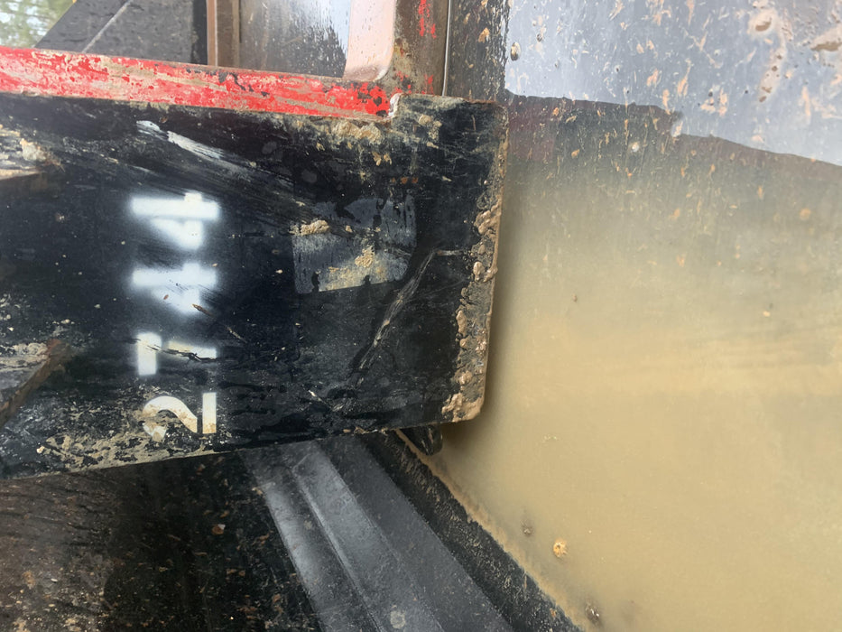 2020 Takeuchi TL12R2-R Canopy, Manual QC