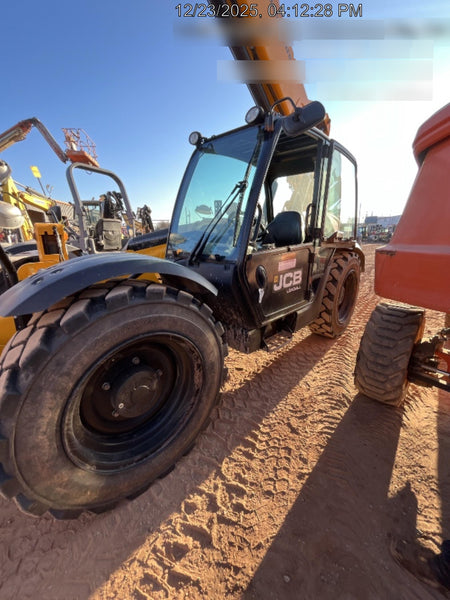 2023 JCB 512-56