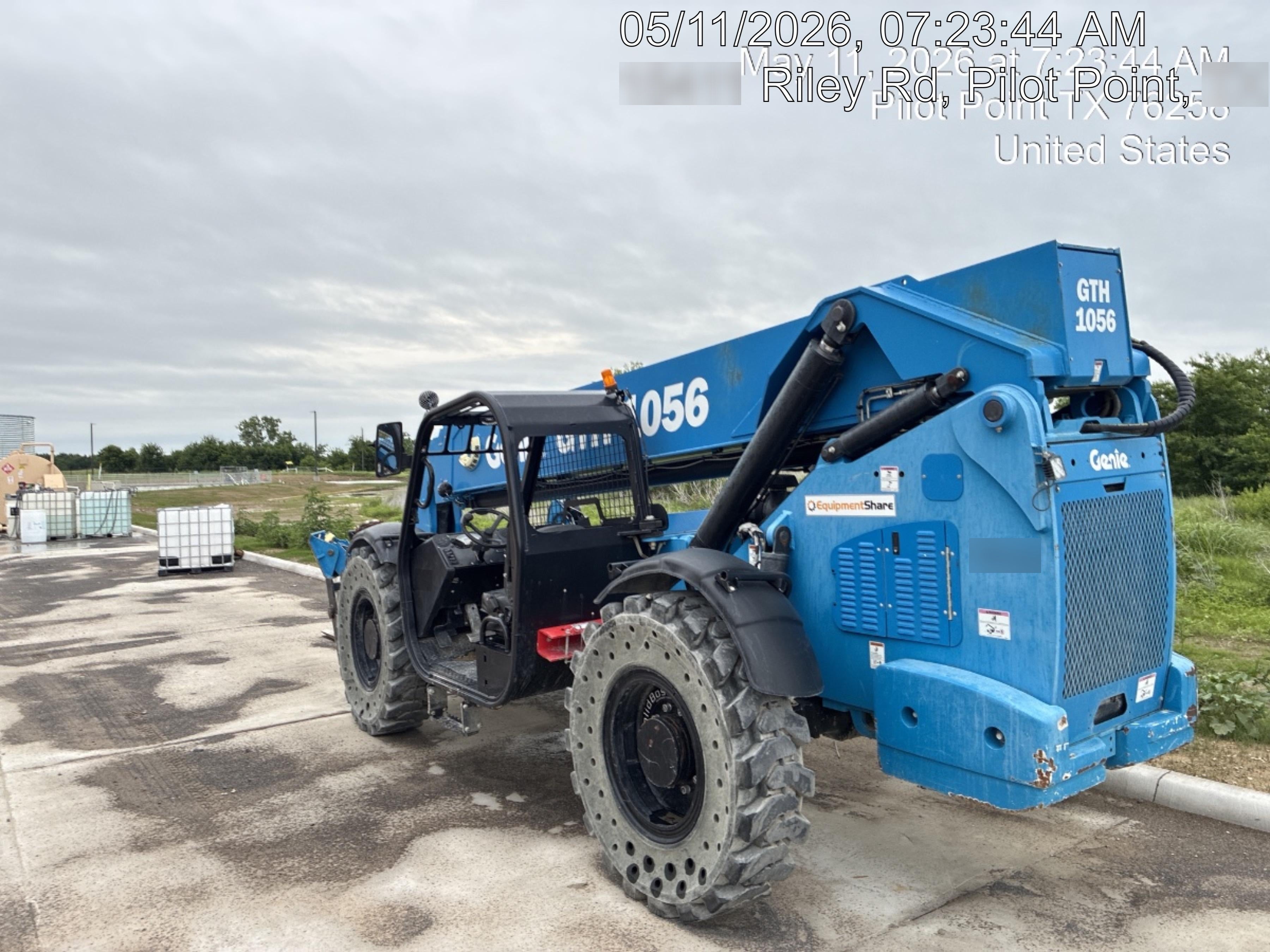 2018 Genie GTH-1056 Genie GTH-1056 w/Open ROPS, Solid Tires, Work Light/Beacon, 60" Carriage and Forks