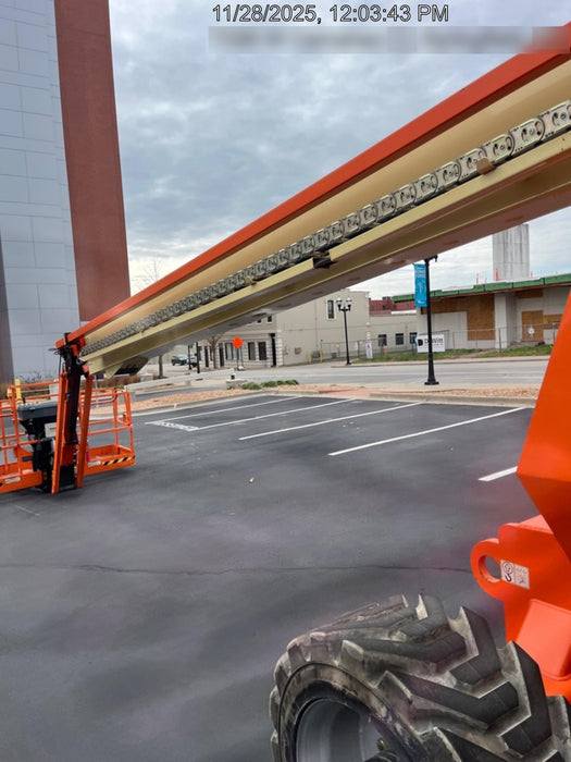 2022 JLG 860SJ