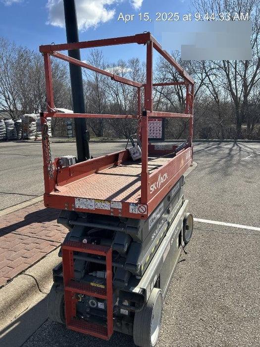 2017 Skyjack SJIII-3226 Standard Rental Specs