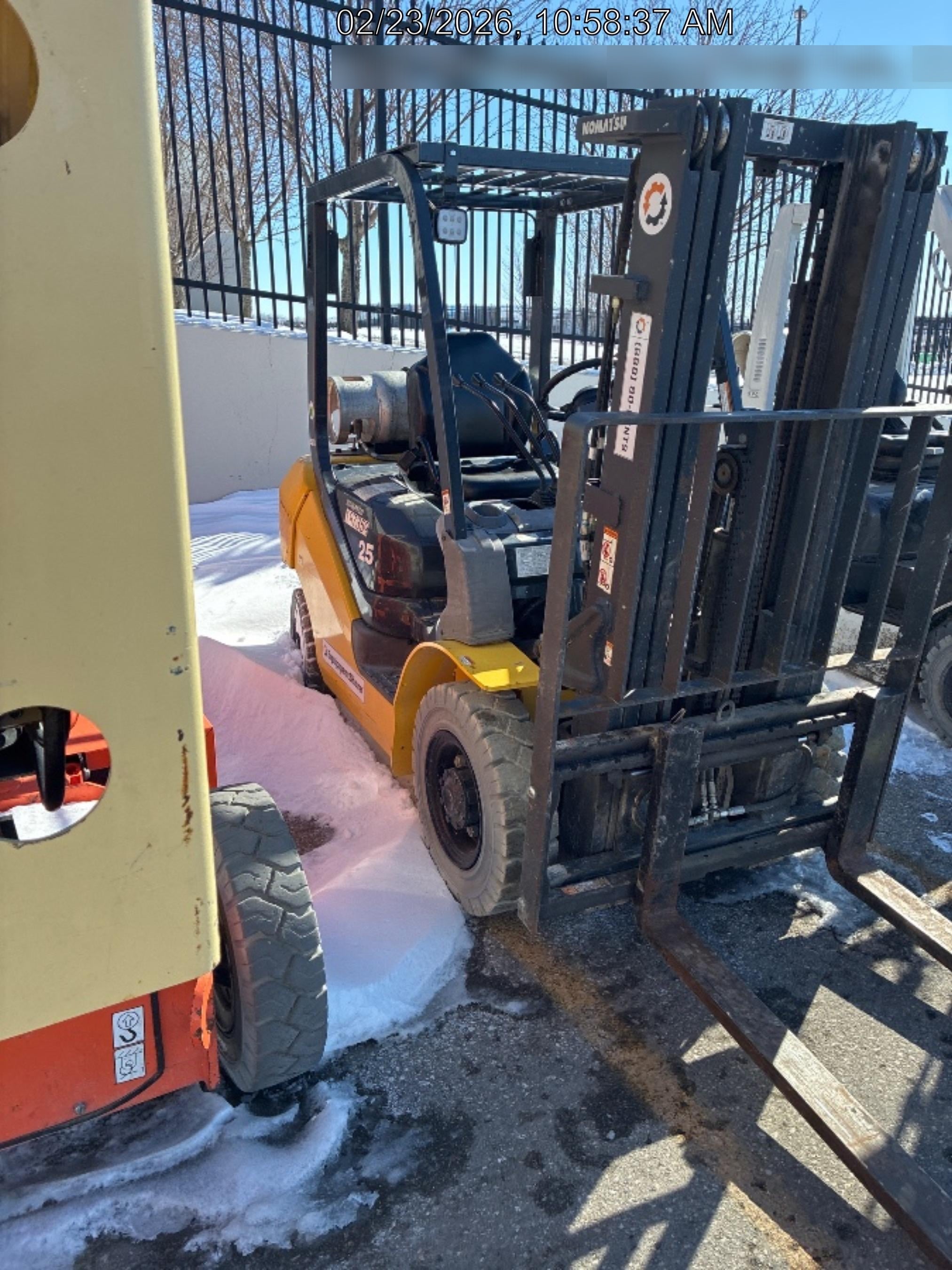 2021 KOMATSU FG25T-16