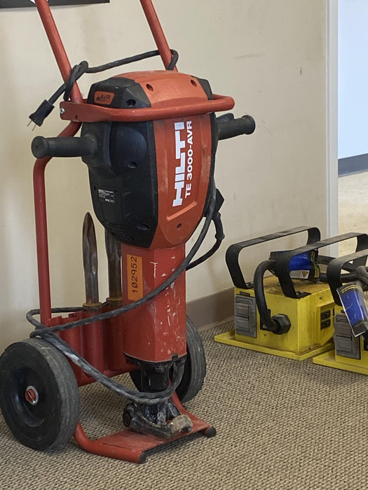 2020 HILTI TE 3000-AVR