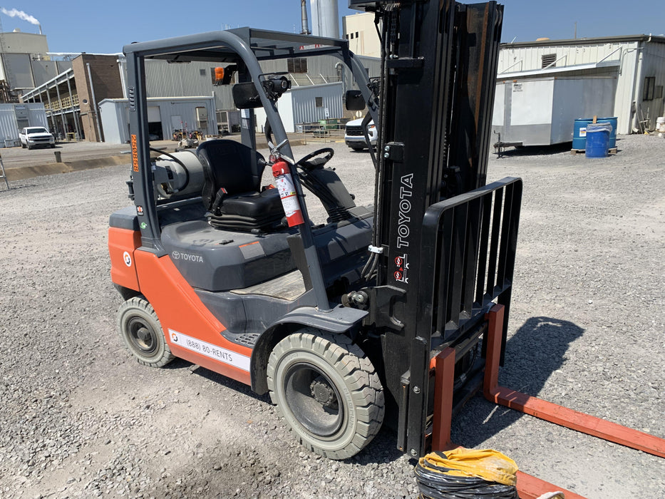 2022 TOYOTA 50-8FGU25