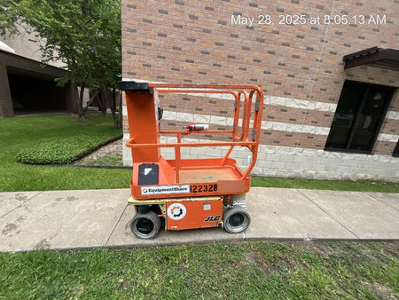 2021 JLG 1230ES