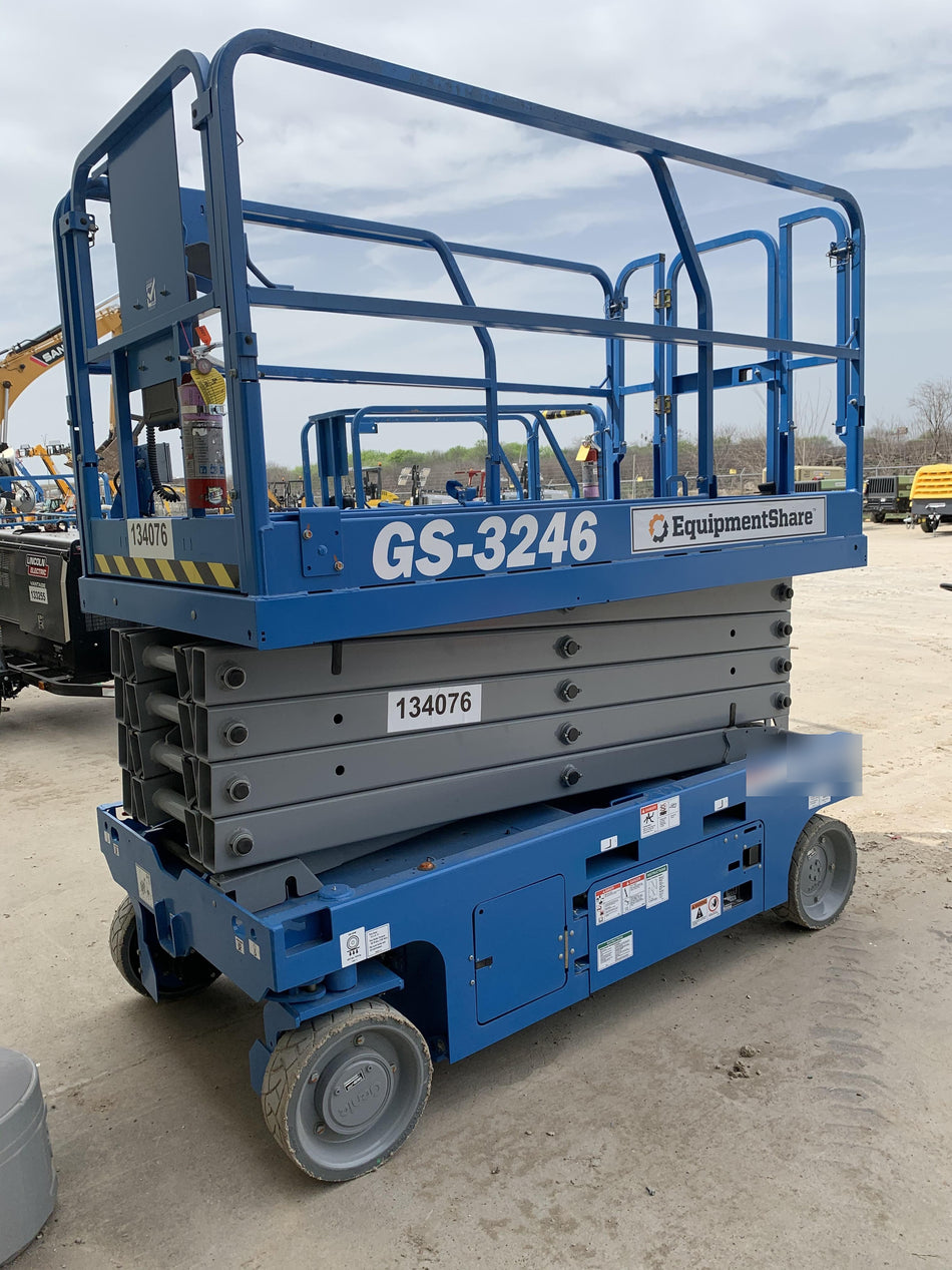 2021 GENIE GS-3246