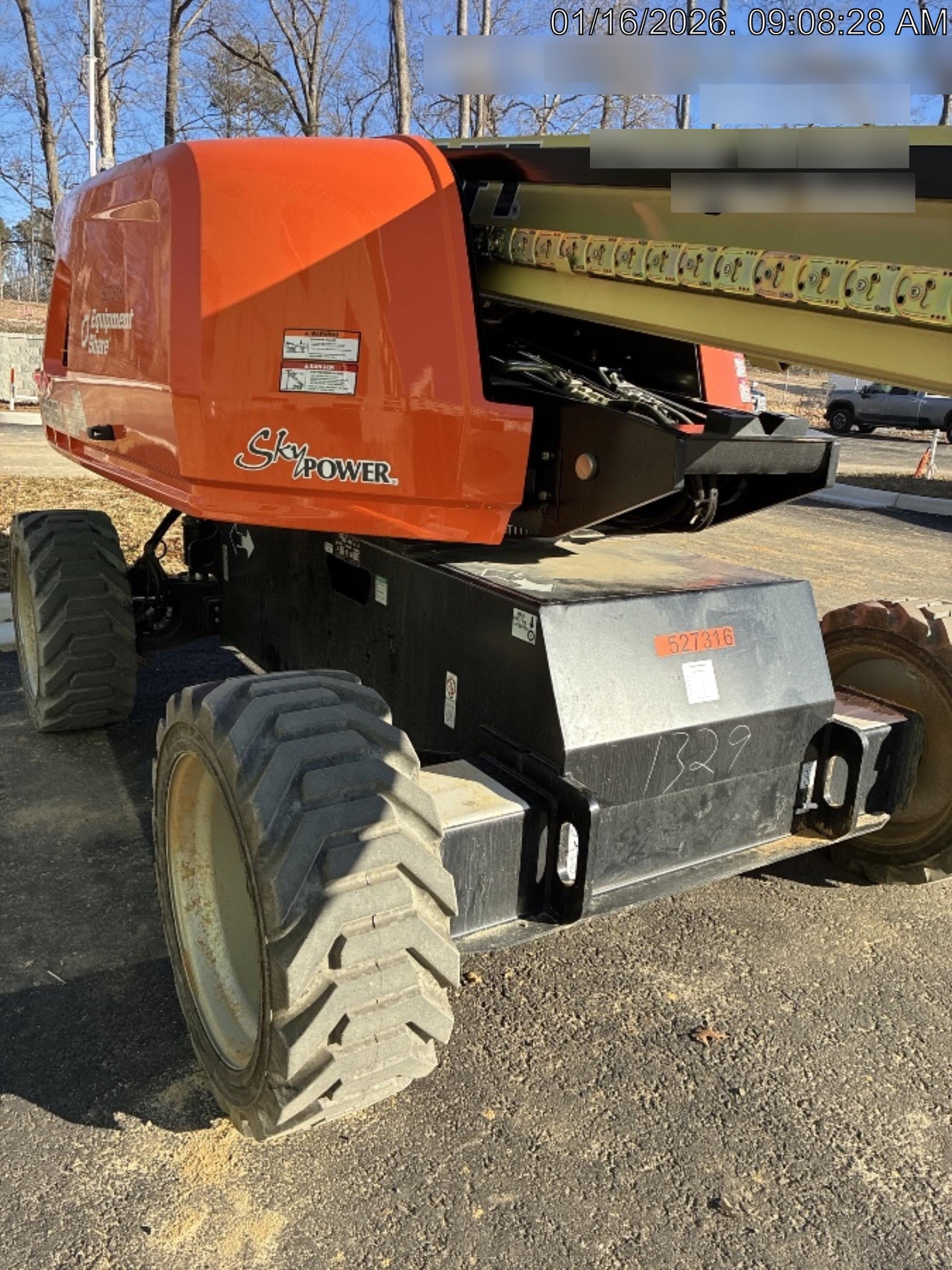 2025 JLG 660SJ
