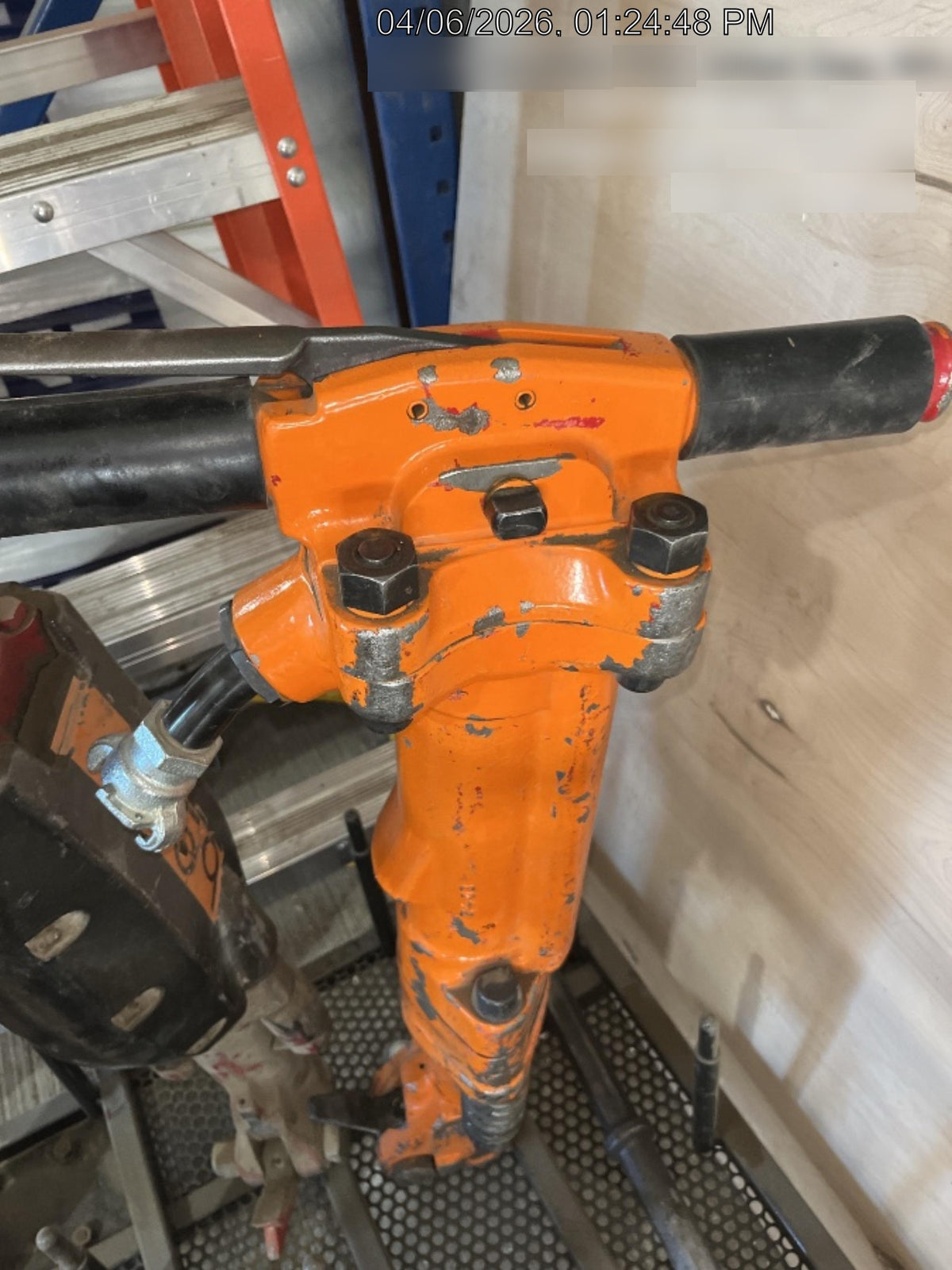 2024 MICHIGAN PNEUMATIC ES-TPB90-118-TRACKER