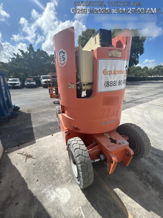 2019 JLG E300AJP