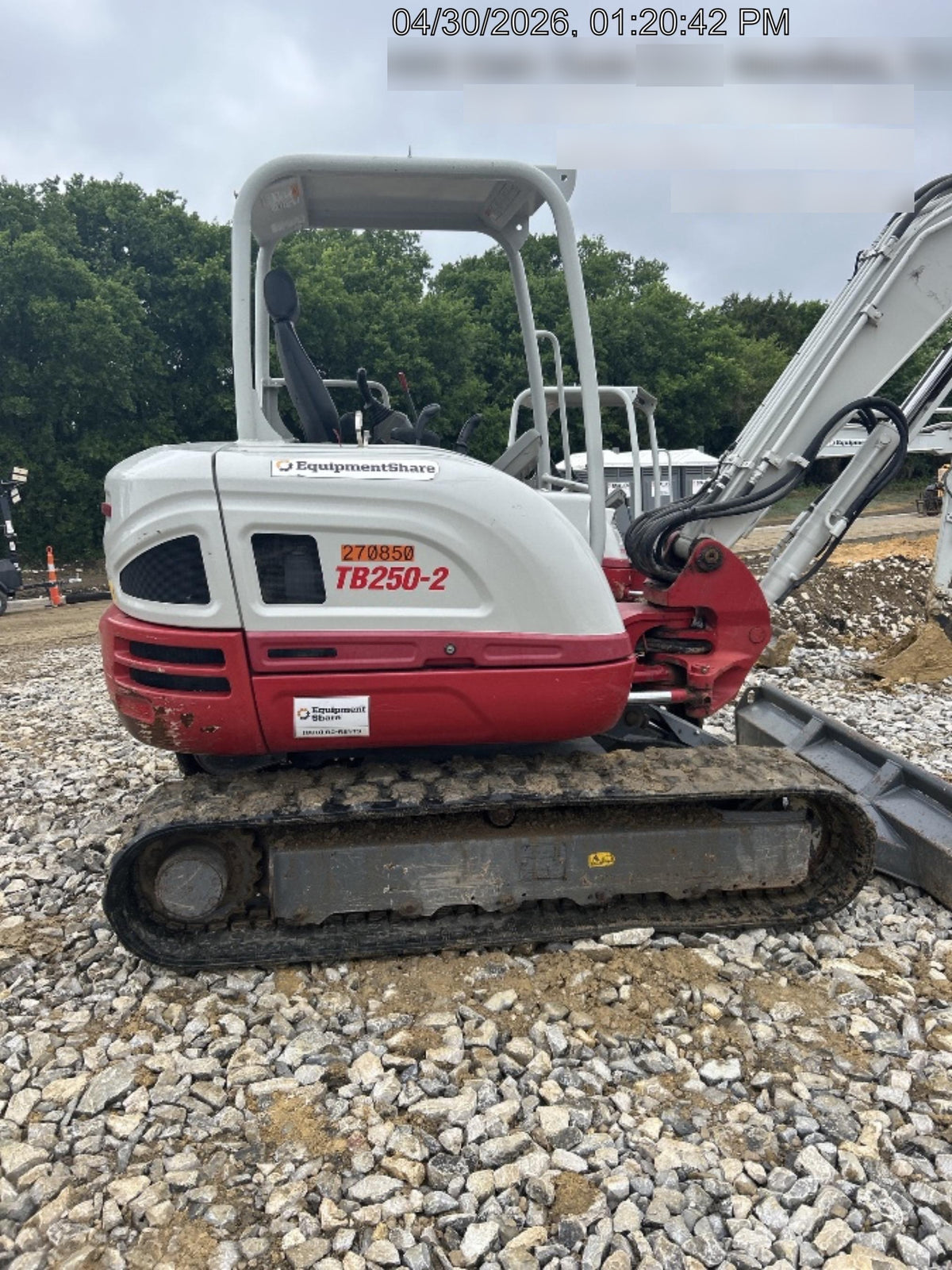2022 TAKEUCHI TB250-2R