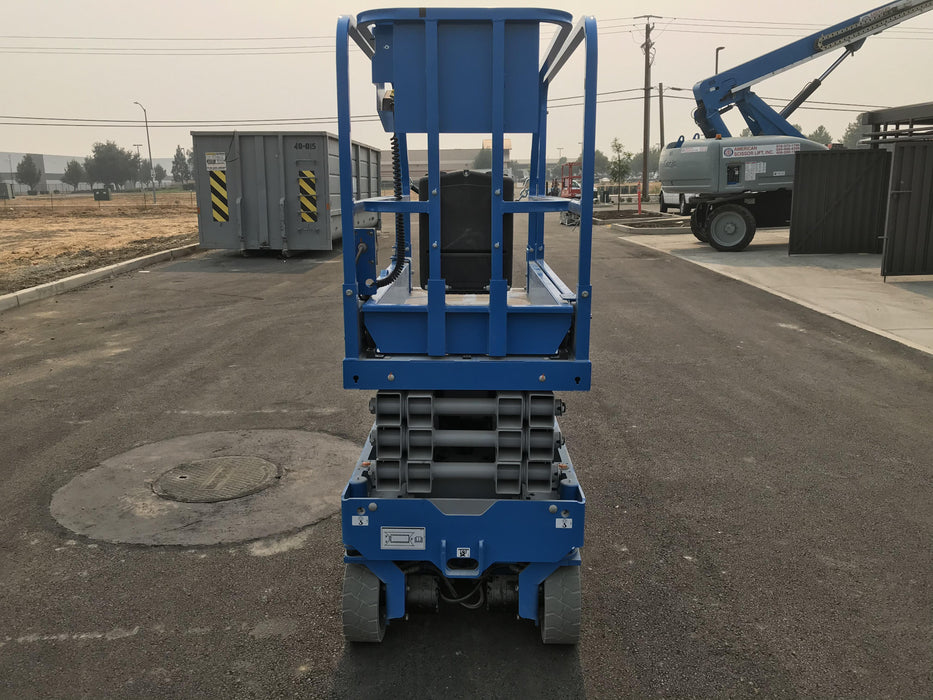 2020 Genie GS-1930 Fixed rails with chain entry gate - Pre A92.20, 800W Inverter