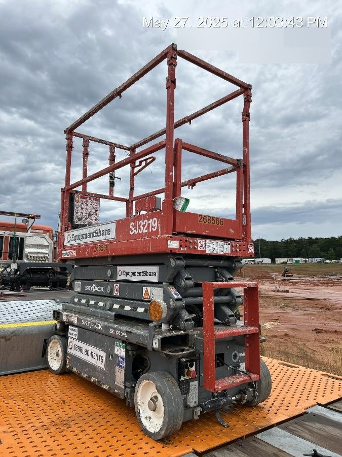 2023 SKYJACK SJ3219