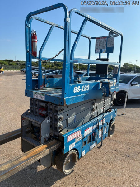 2019 Genie GS-1930 Fixed rails with chain Entry