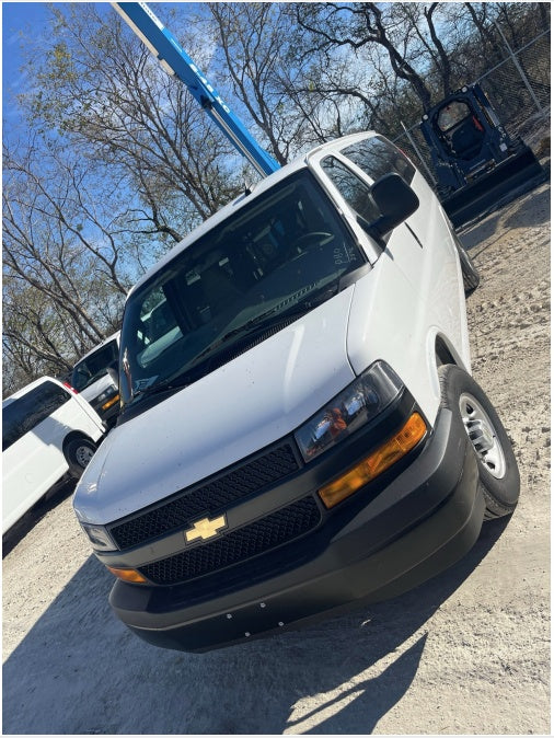 2023 CHEVROLET Express Van - Rental