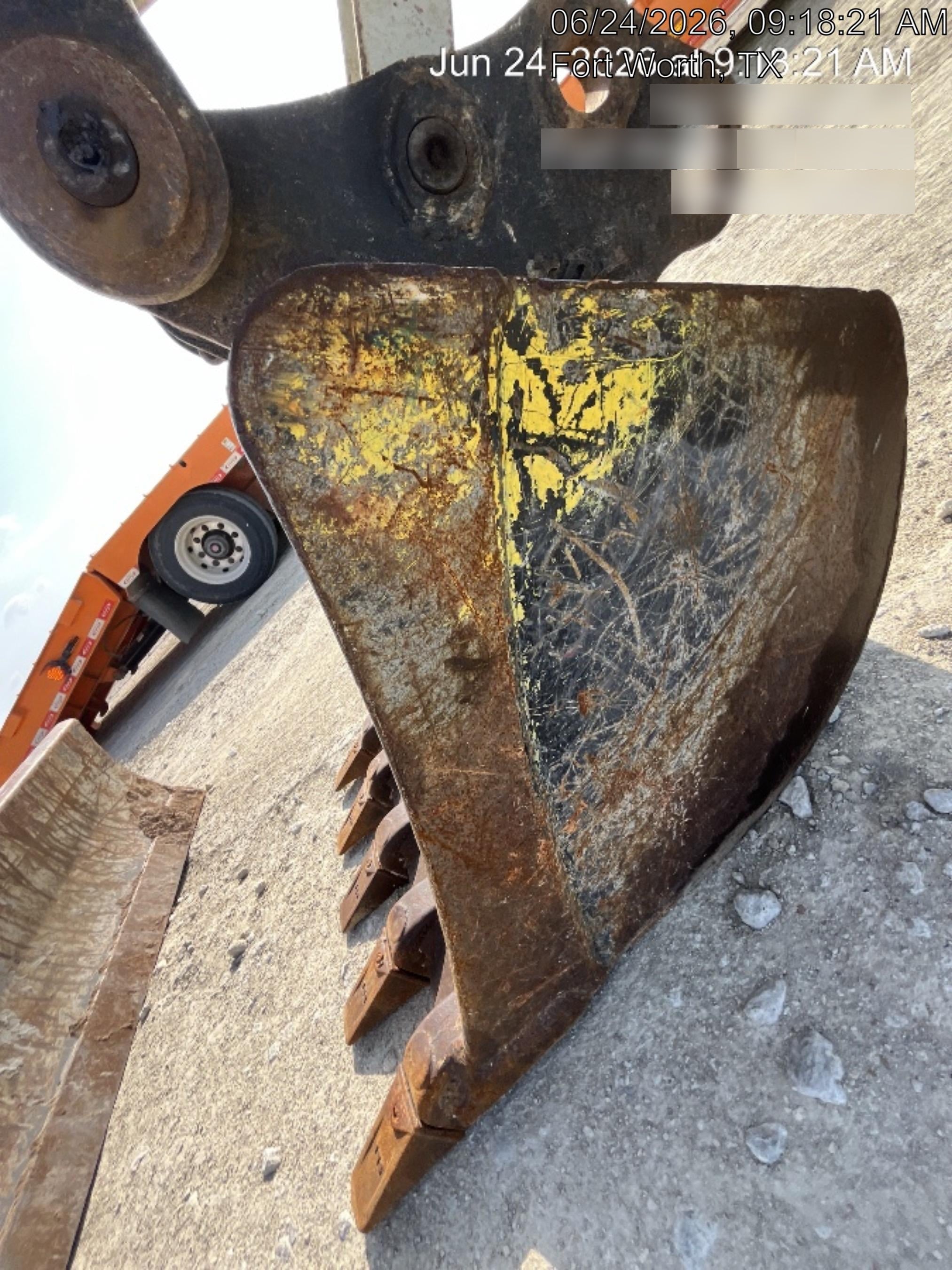 2024 TAKEUCHI TB235-2CR