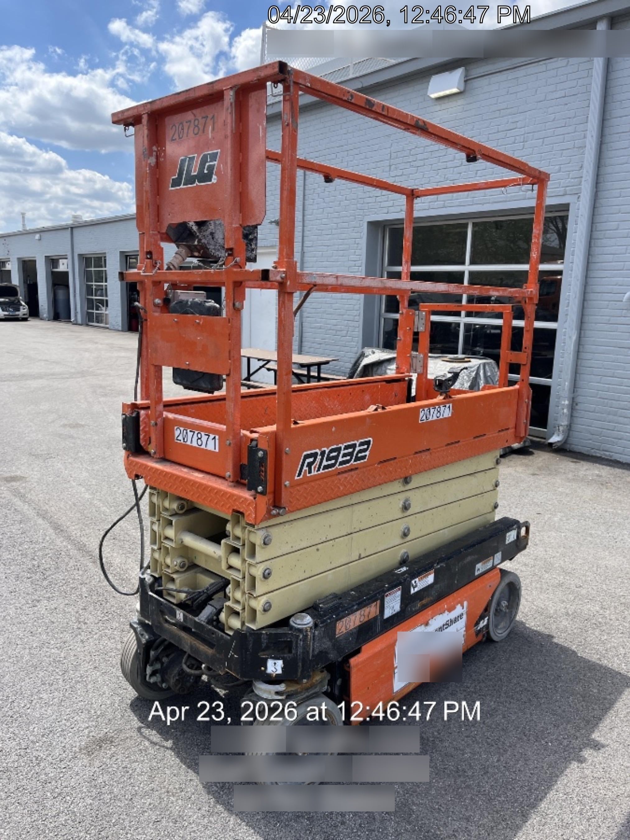 2022 JLG R1932