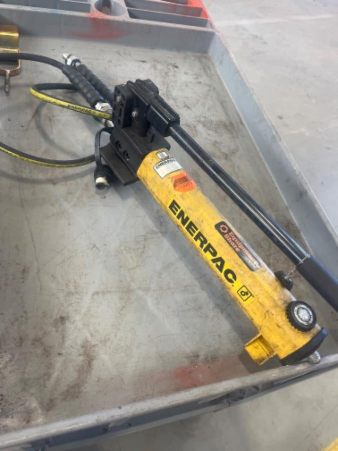 2022 ENERPAC P392