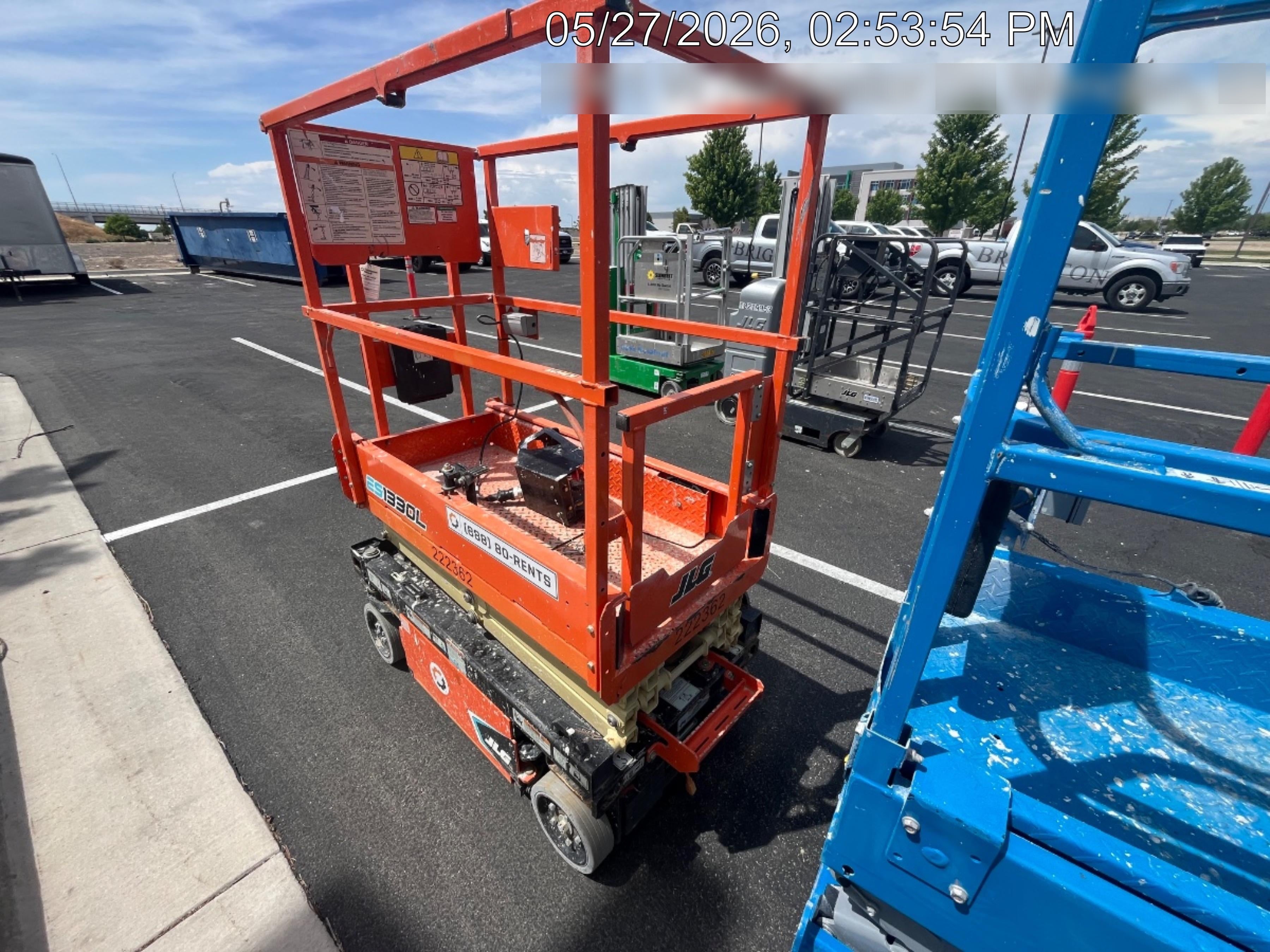 2022 JLG ES1330L