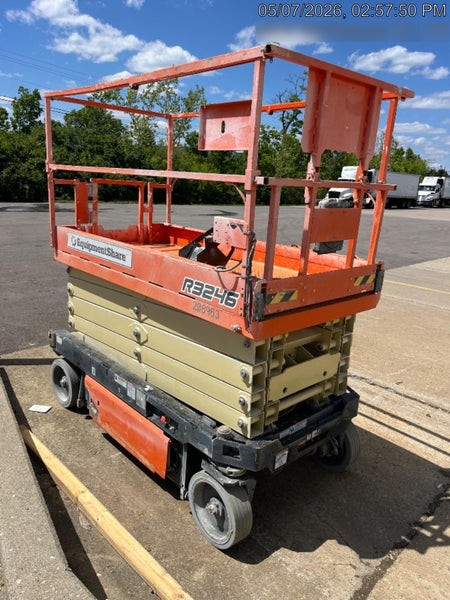 2022 JLG R3246
