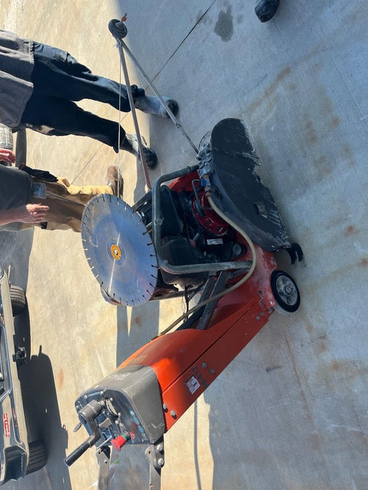 2019 HUSQVARNA FS 413