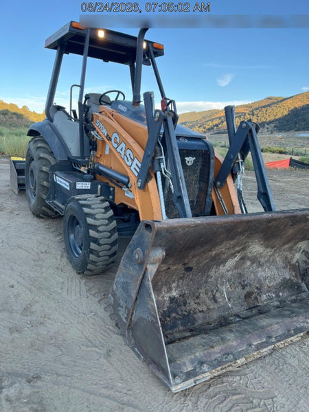 2022 CASE 570N EP