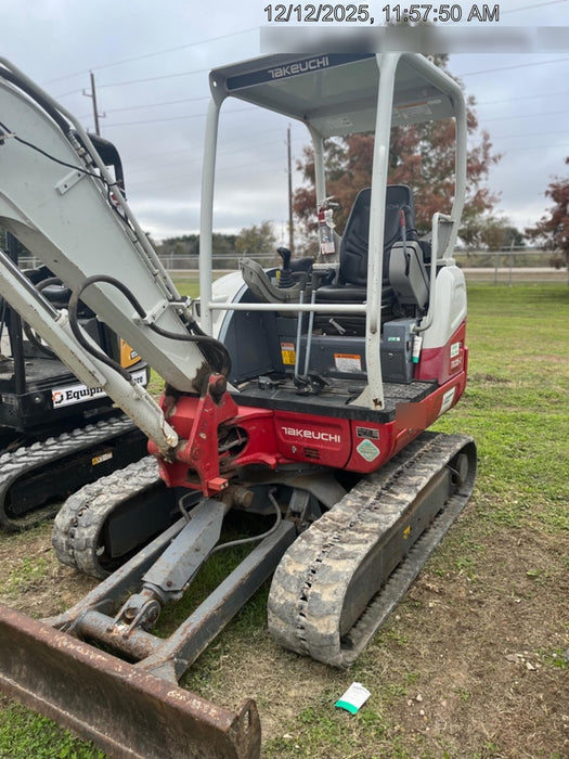 2021 TAKEUCHI TB235-2R
