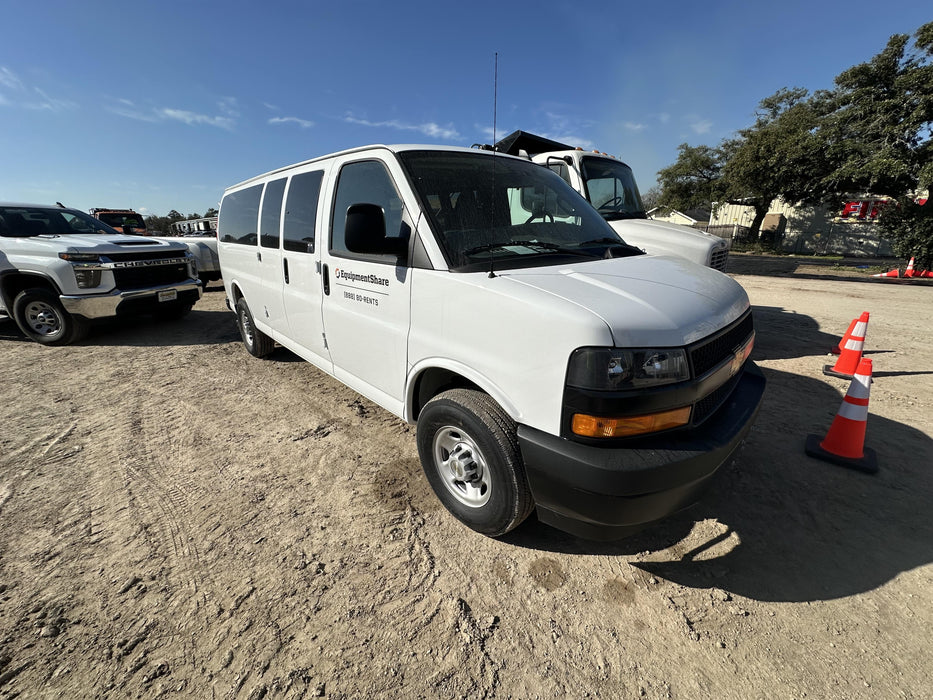 2023 CHEVROLET Express Van - Rental