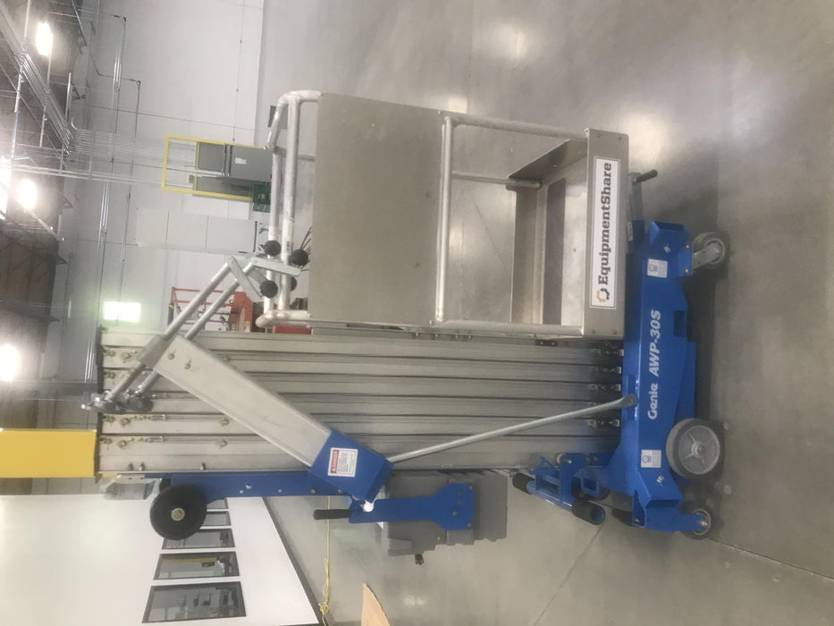2019 GENIE AWP-30S