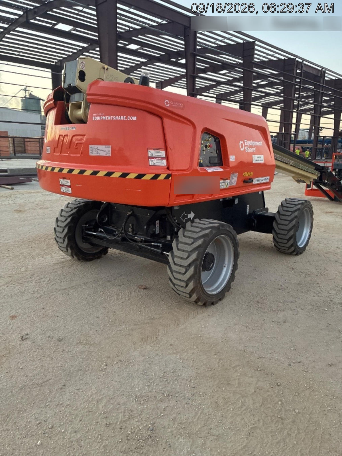 2025 JLG 660SJ