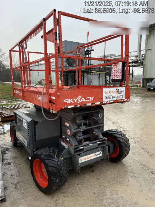 2017 SKYJACK SJ6832 RT