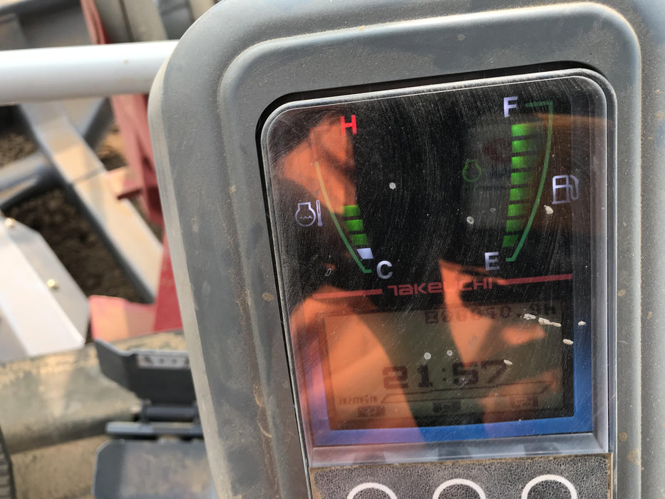 2020 TAKEUCHI TB250-2