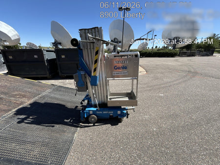 2020 GENIE AWP-30S