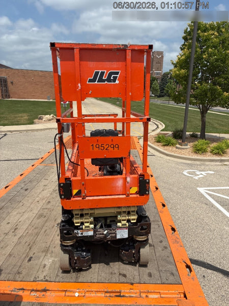 2022 JLG ES1932